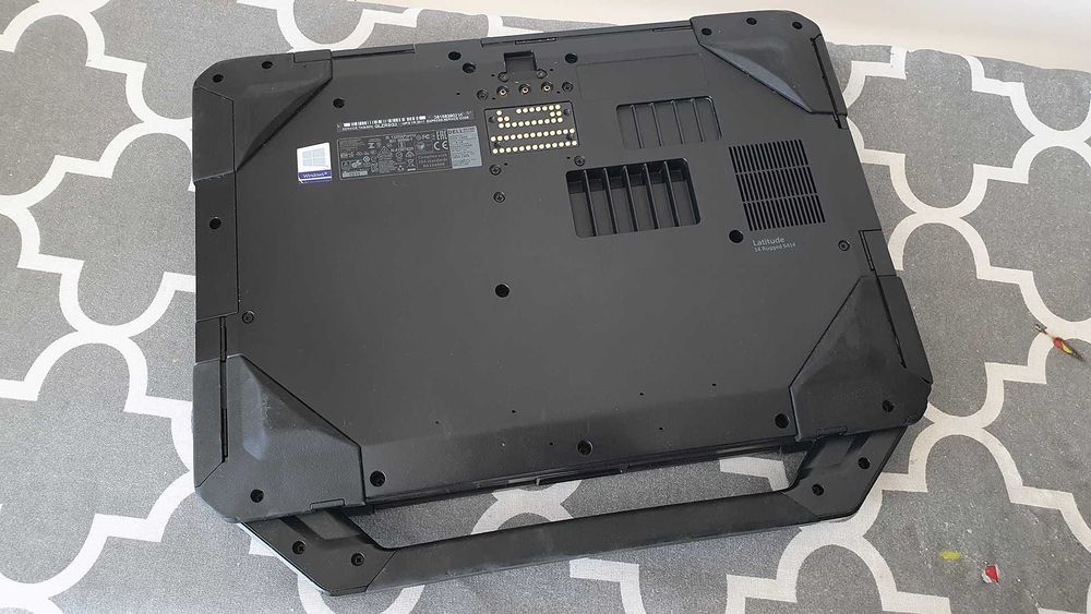 Защищенный ноутбук Dell Latitude 5414 Rugged, 14/i3/8GB/128GB/GPS/4G