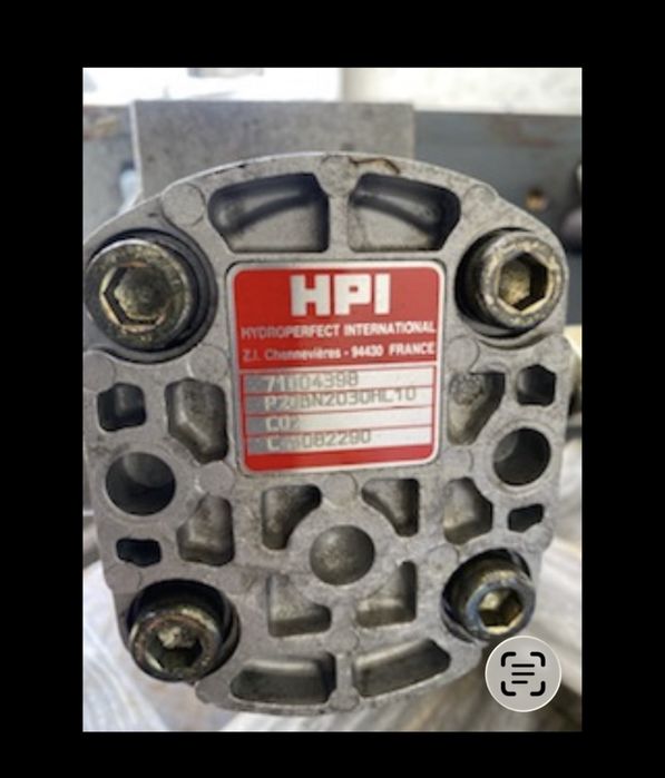 Pompa hydrauliczna z silnikiem i zbionikiem