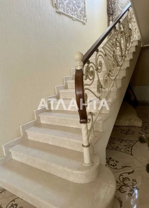 Эксклюзивный дом в элитном районе вблизи моря!