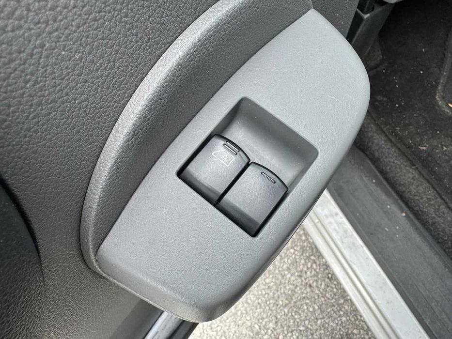 2015 Nissan e-NV200 пасажир 5 місць з Норвегії