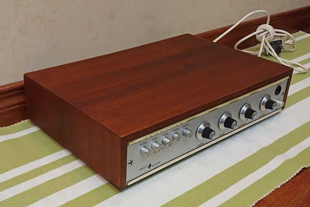 Знижено ! Підсилювач MetroSound ST20