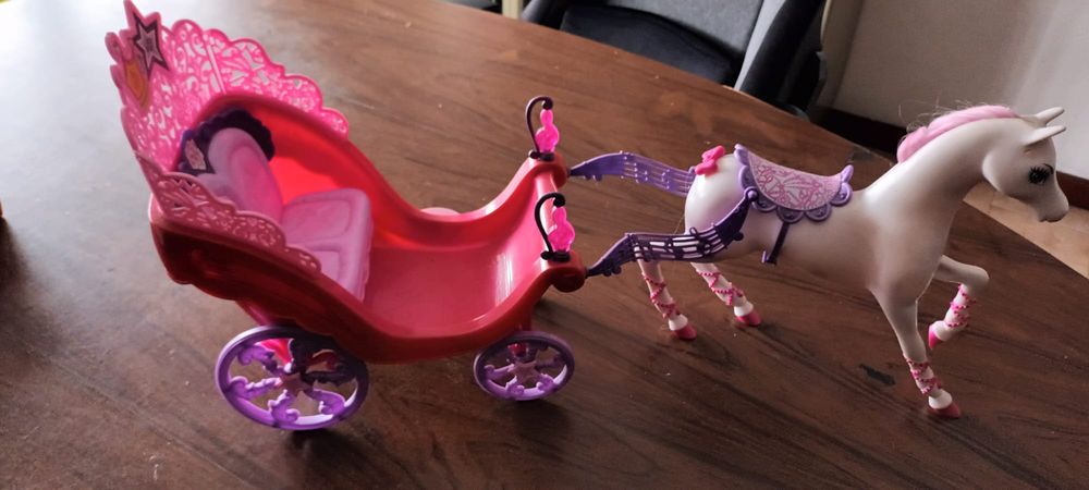 Carruagem da Barbie - Completamente Nova