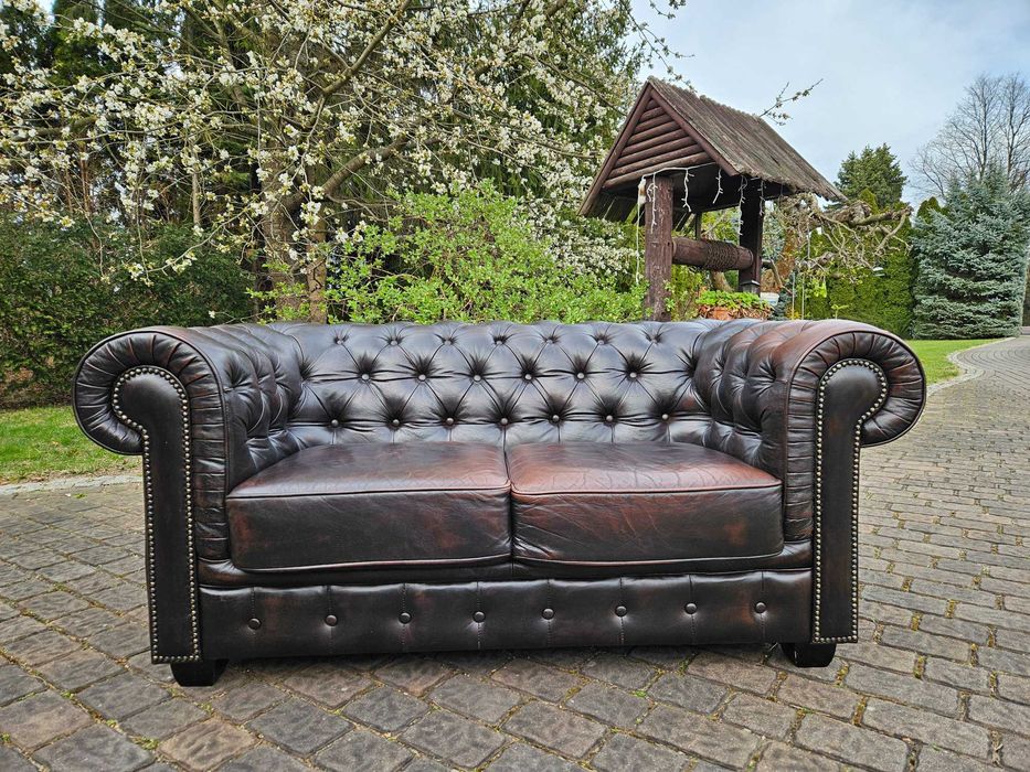 Gabinetowa skórzana sofa dwuosobowa Kanapa sofa chesterfield