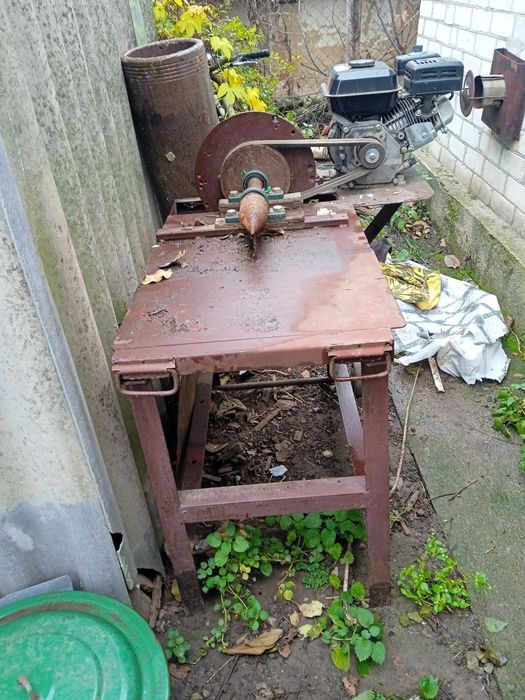 Продається  дровокол морковка