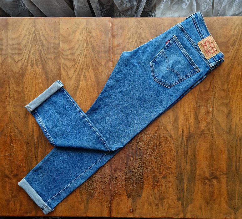 Джинсы (Levis 502) размр. W34-L32/33. Made in India.