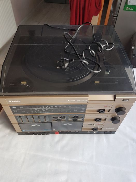 Wieża ITT PRL  3w1 gramofon radio magnetofon sprawny