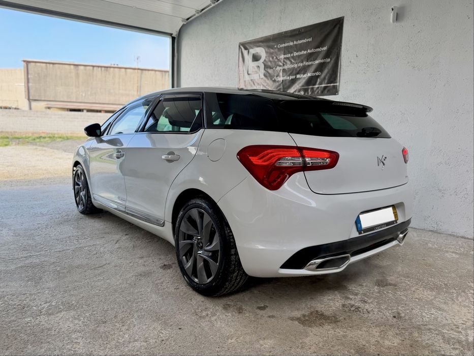 Citroen DS5 2.0 HDi Hybrid4 DS Spirit - Desde 109€ Mês — photo 4