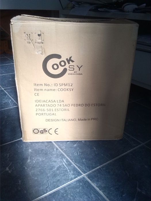 Troco Robot cozinha Cooksy, novo.