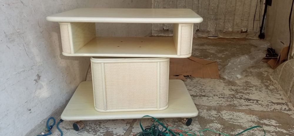 Móvel giratório para tv