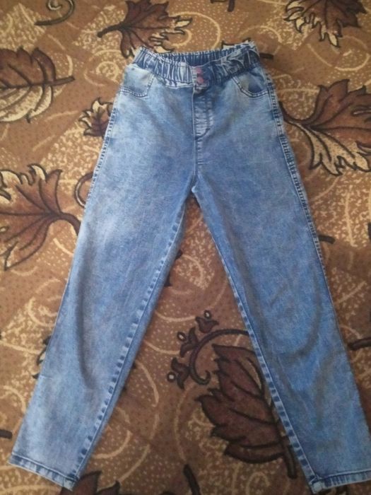 Джинсы для девочки подростка