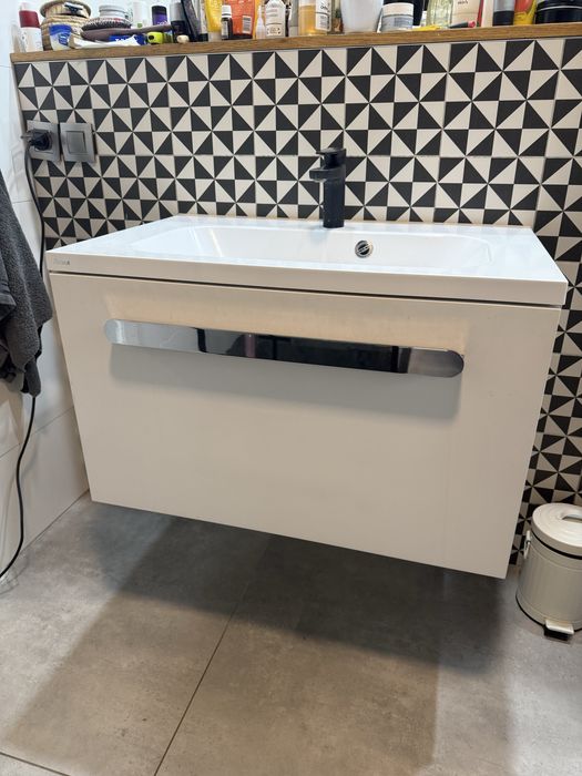 Szafka lazienkowa z umywalką  Ravak