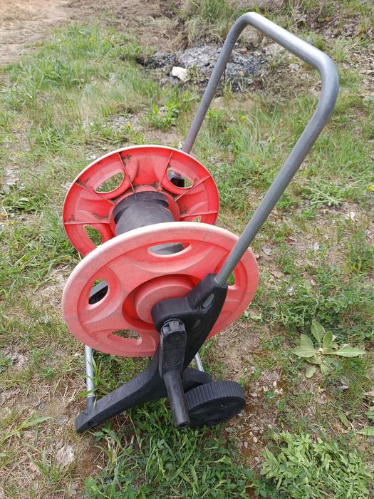 Wózek zwijak na wąż