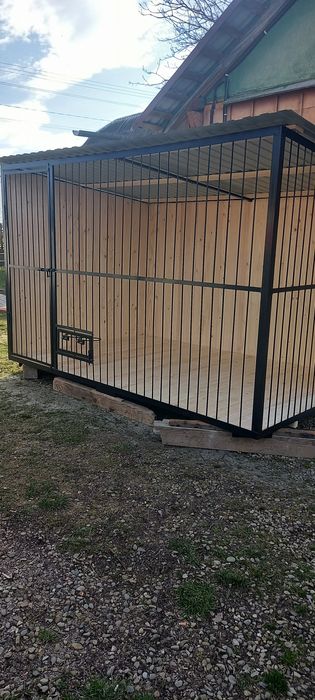 Вольєр для собак