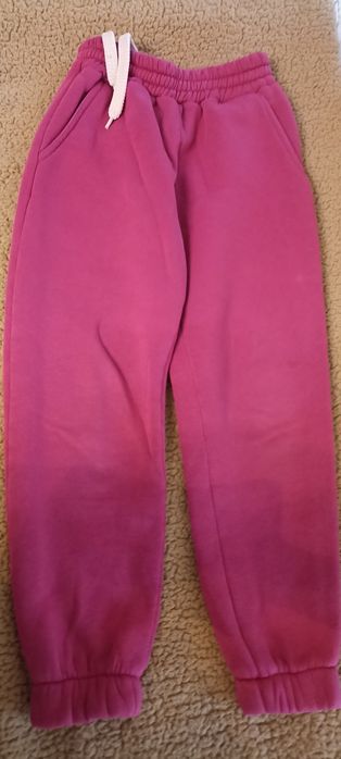 Теплий костюм для дівчинки.