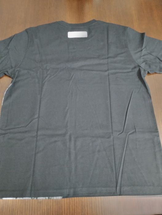 T-shirt Balmaim linda e confortável