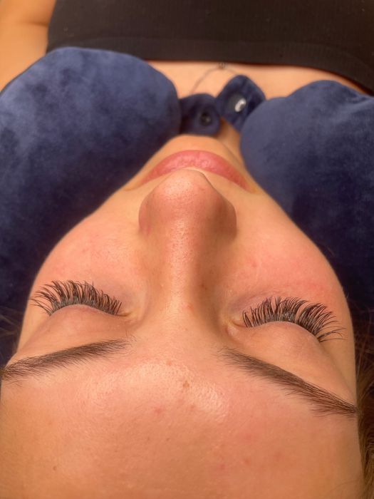 Нарощення вій за 2 години