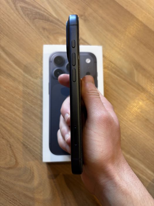 iPhone 17 Pro 256-GB. Neverlock