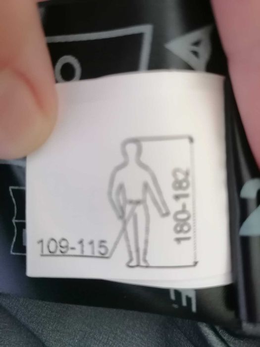 Fato impermeável com proteção lombar nunca usado DAINESE