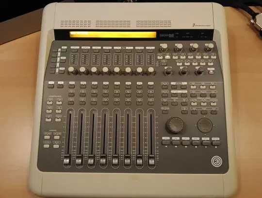 AVID 003 Console Mixer
