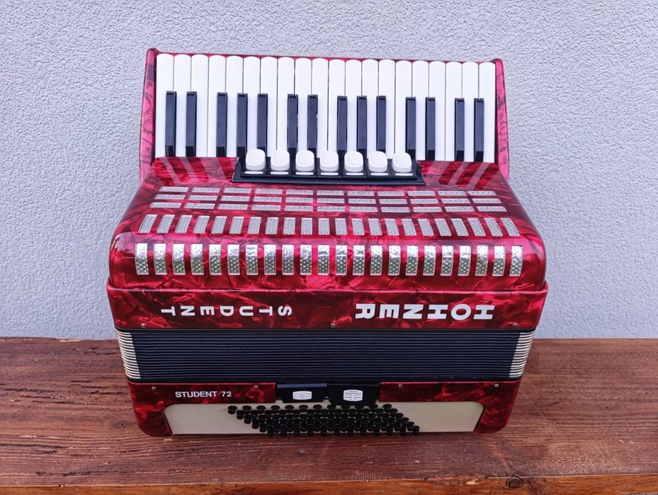 Akordeon Hohner Student 72 basów 3 chóry