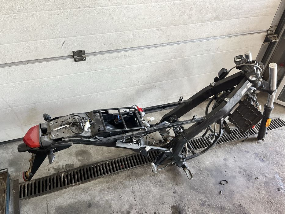 Rama derbi senda gilera aprilia 2018 instalacja