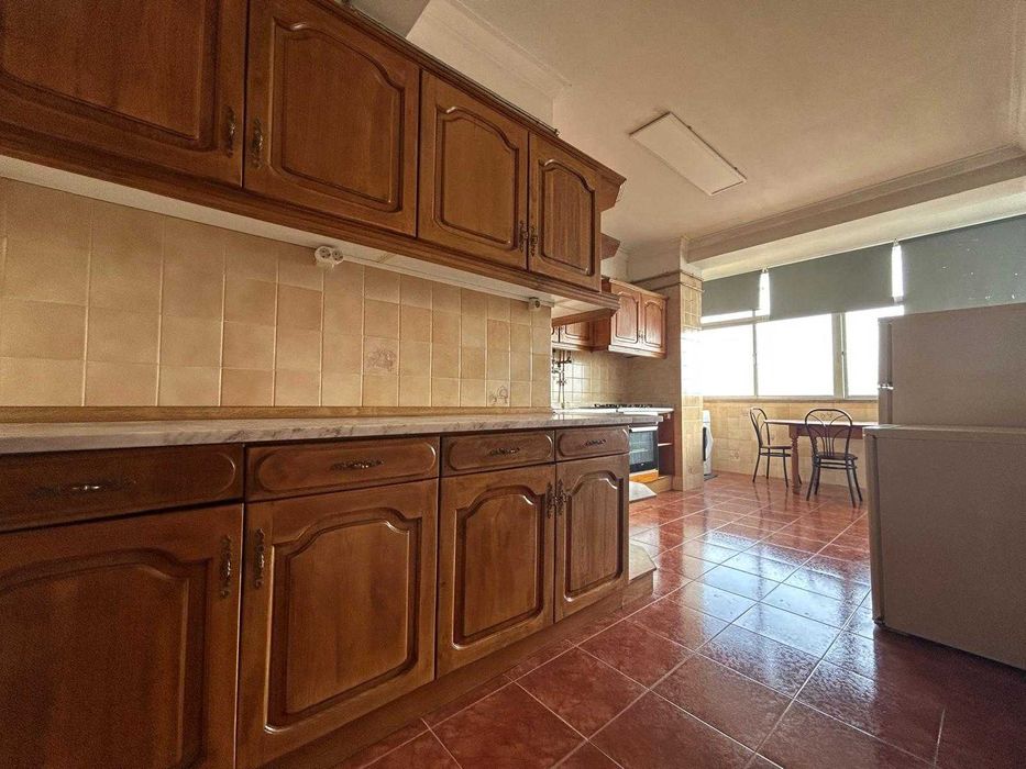 Quarto para Arrendar – Perto das Faculdades – Com recibo