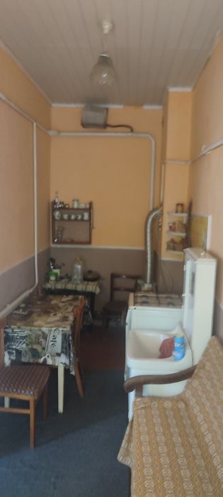 Продається двохкімнатна квартира