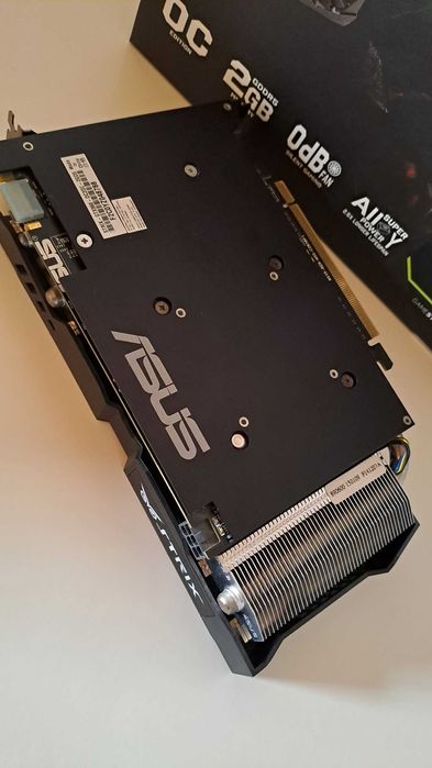 Placa gráfica Nvidia GeForce Asus Strix GTX 960