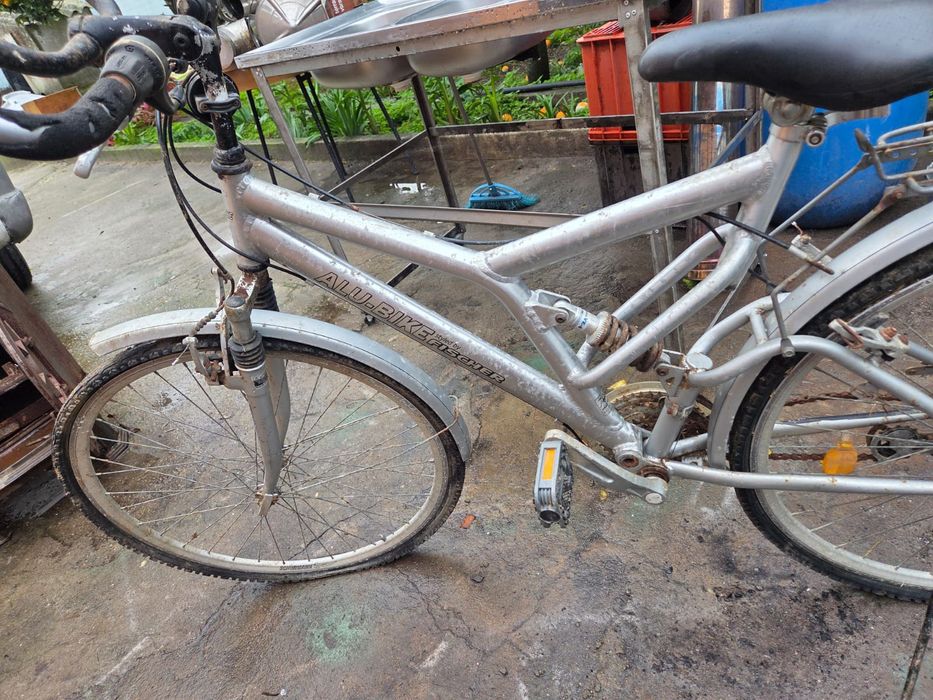 Bicicleta em alumínio