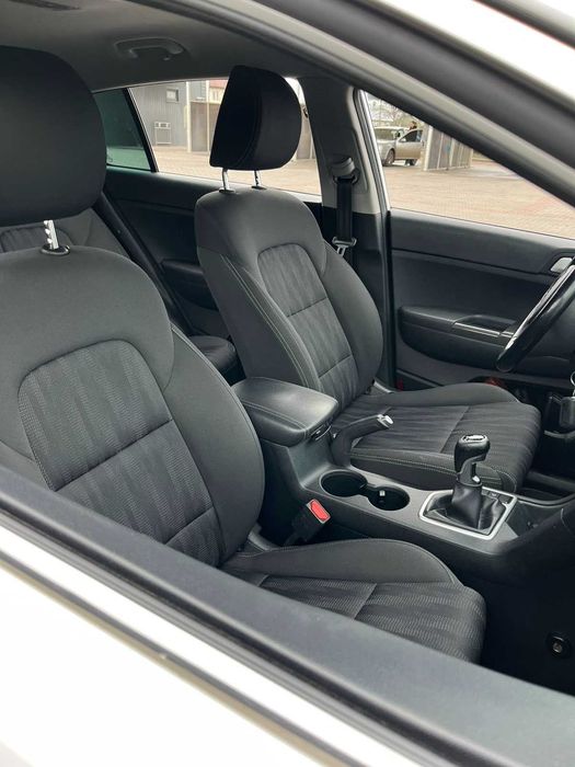 KIA SPORTAGE 2017 VIN U5YPG815AHL328383 фото оголошення 13 з 22