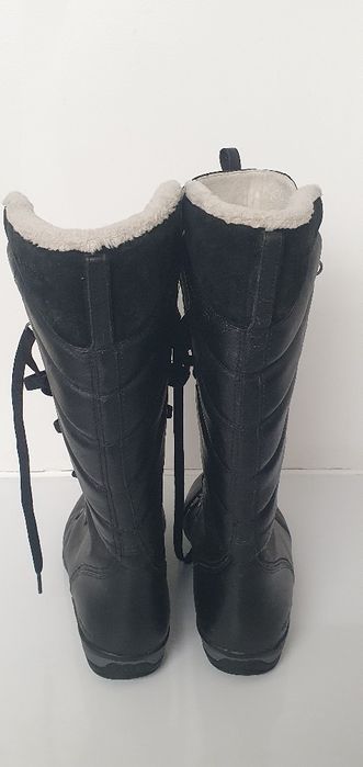 Buty ze skóry śniegowce Helly Hansen rozmiar 37,7