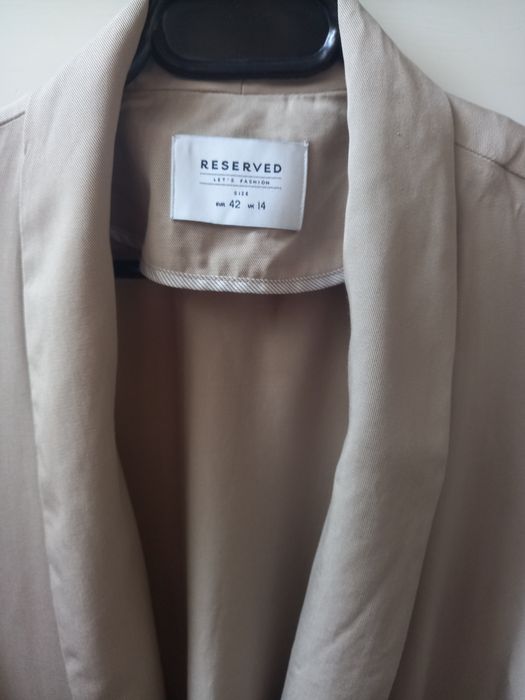 Marynarka żakiet beżowy wiązany Reserved