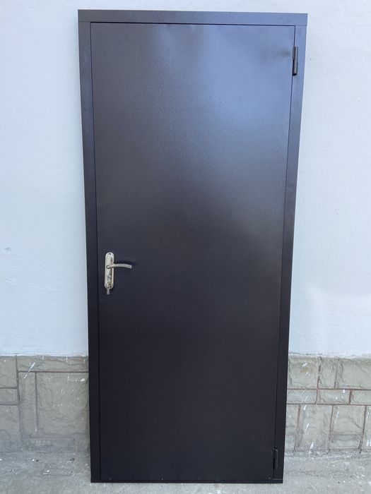 Вуличні вхідні металеві двері