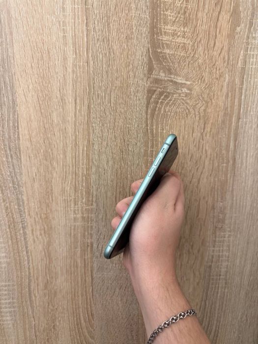 Iphone 11, 256 Gb, Neverlock, 96% акб, Гарантия! Кредит!