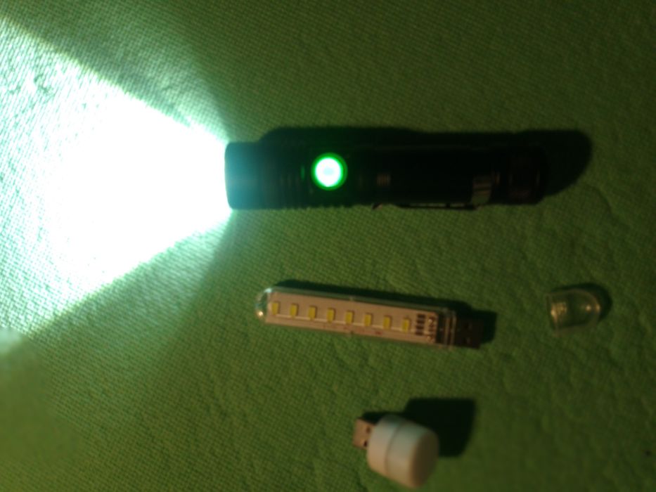 Фонарик U518 на диоде Т6 + 2 лампочки  в подарок