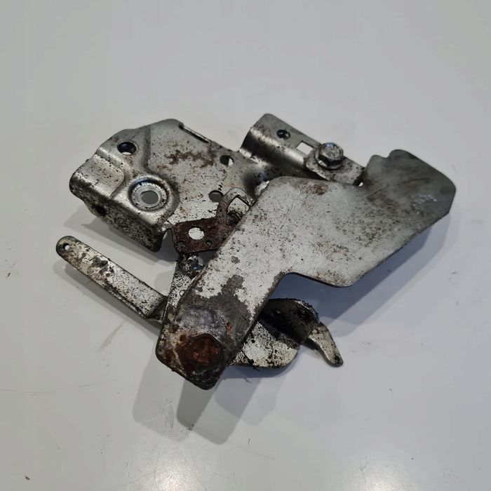 Cub Cadet Cc 550 Sp Stelaż Dźwignia Gazu Mocowanie