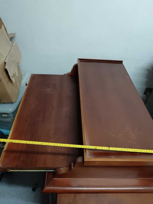 Secretaria com rodas