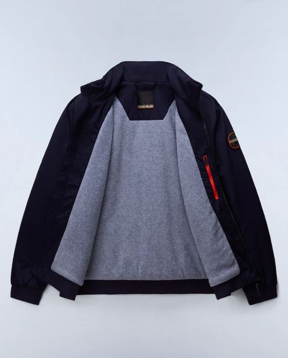 Продам куртку NAPAPIJRI