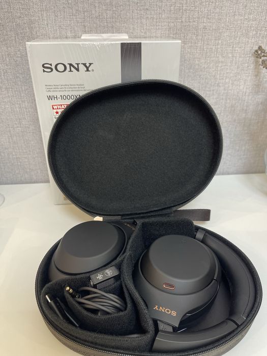 Навушники Sony WH-1000XM4 Black