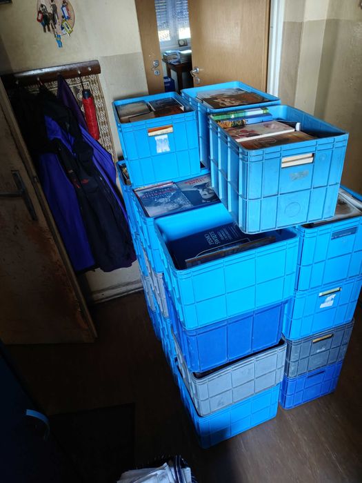 Ogromna biblioteczka domowa - prawie 1600 książek