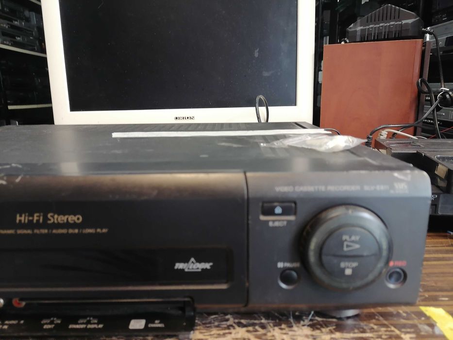 Magnetowid VHS Sony SLV-E811 HI-FI STEREO