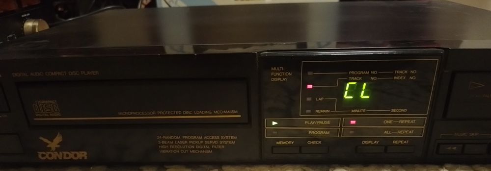 Odtwarzacz DVD Condor CD-880