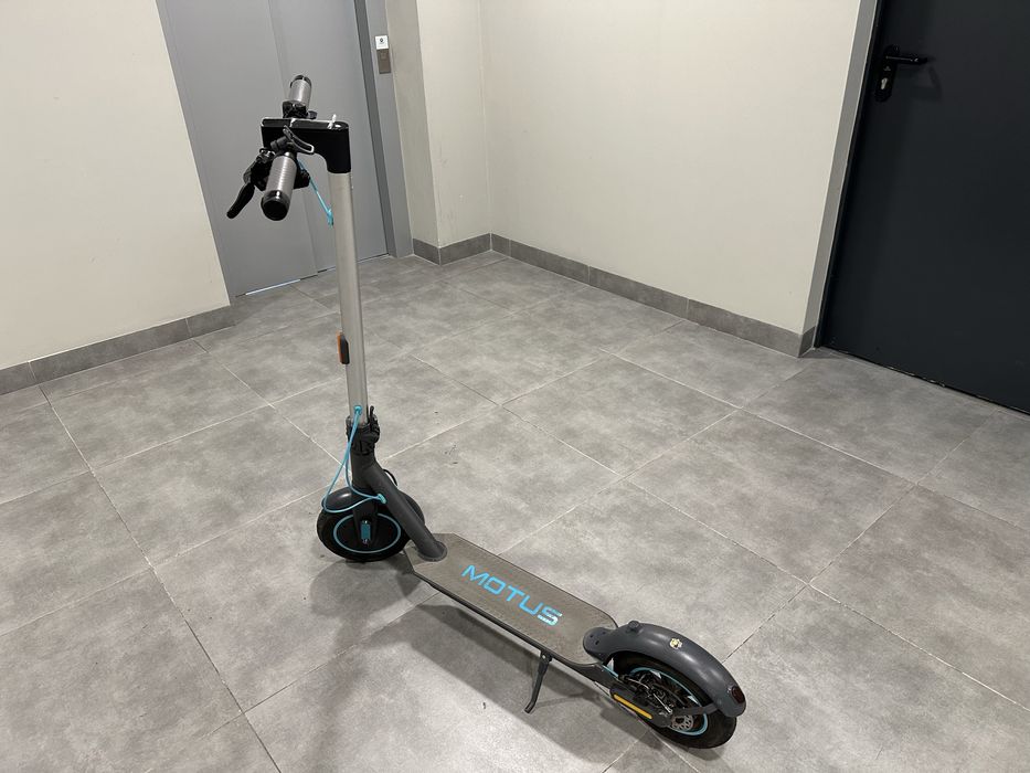 Sprzedam hulajnoge elektryzna Motus Scooty 10 Lite