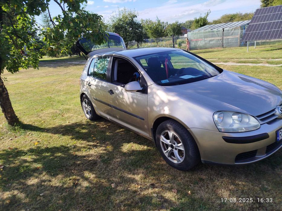 WW golf 5 uszkodzony silnik