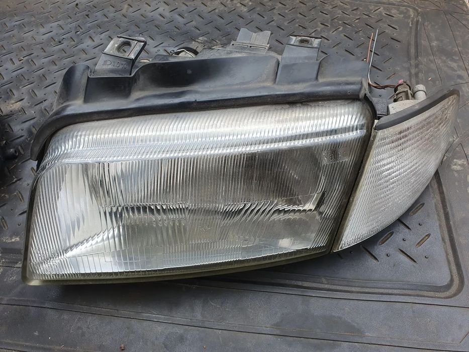 AUDI A4 B5 REFLEKTOR LAMPA LEWY PRZÓD LEWA PRZEDNIA 8D0941003A ORYGINAŁ