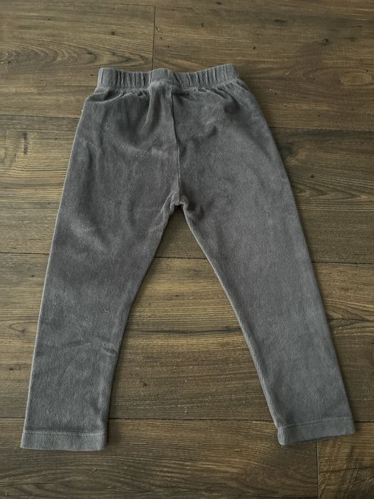 Spodnie dresowe 86/92.   „19”