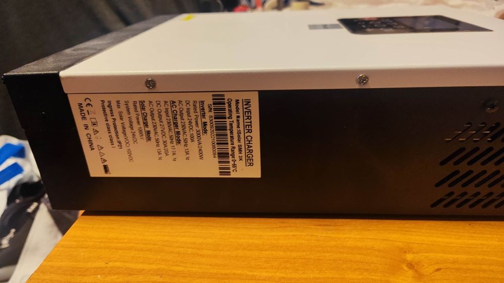 Inwerter falownik hybrydowy  24V 3000VA