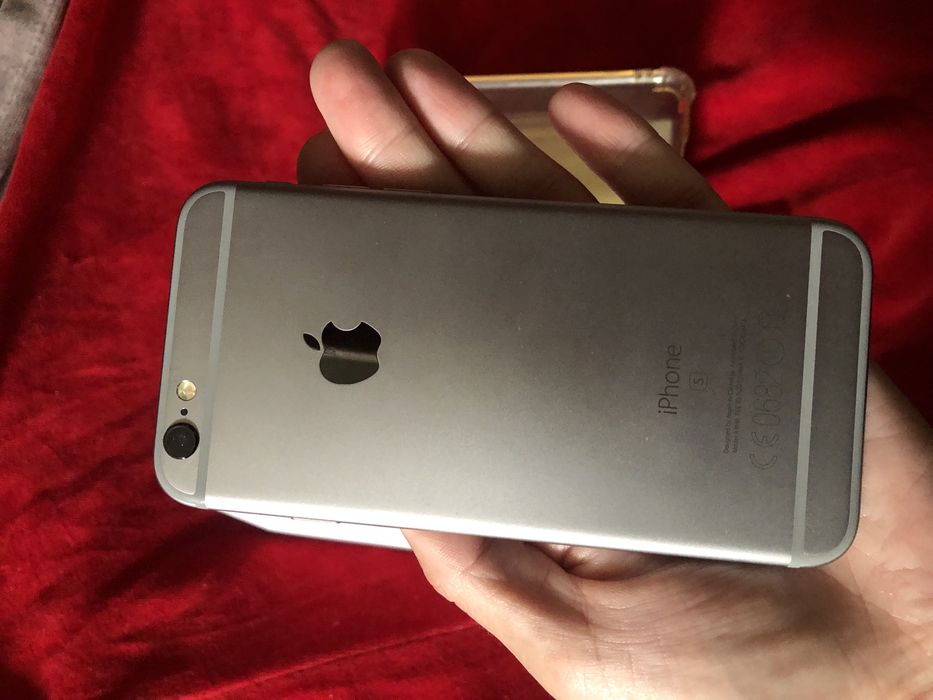 Iphone 6s/64 батарея 100%