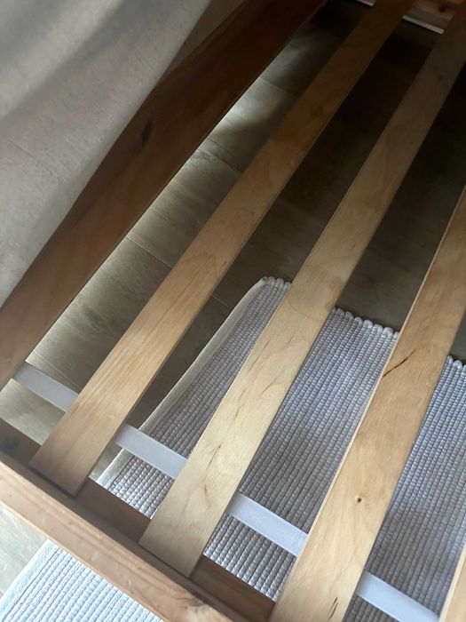 LURÖY, Estrado de ripas IKEA, 80x200 cm