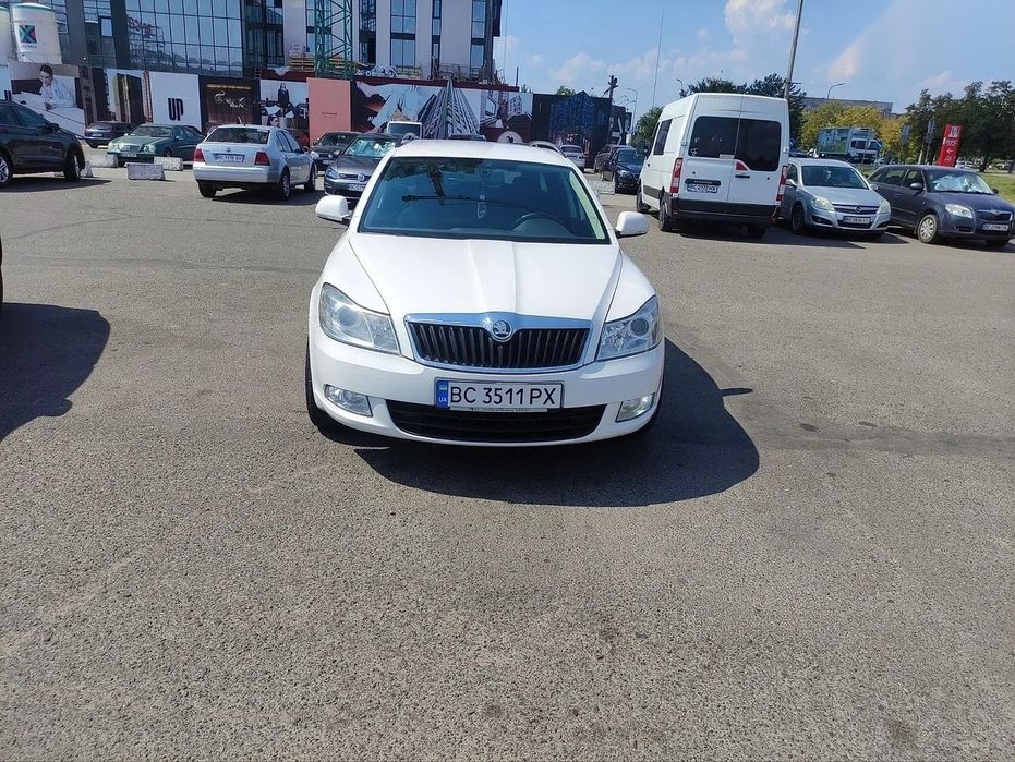 Автомобіль Skoda Octavia A5 2011 / 1.6  / дизель, механіка.